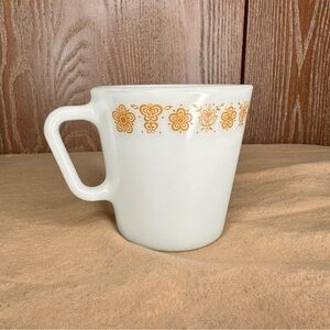 PYREX Butterfly Gold Mug Cup White Glass D-handle 1410 Coffee Tea Cups USA Made
